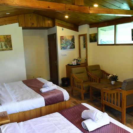 Hotel Jamla Inn Manāli エクステリア 写真