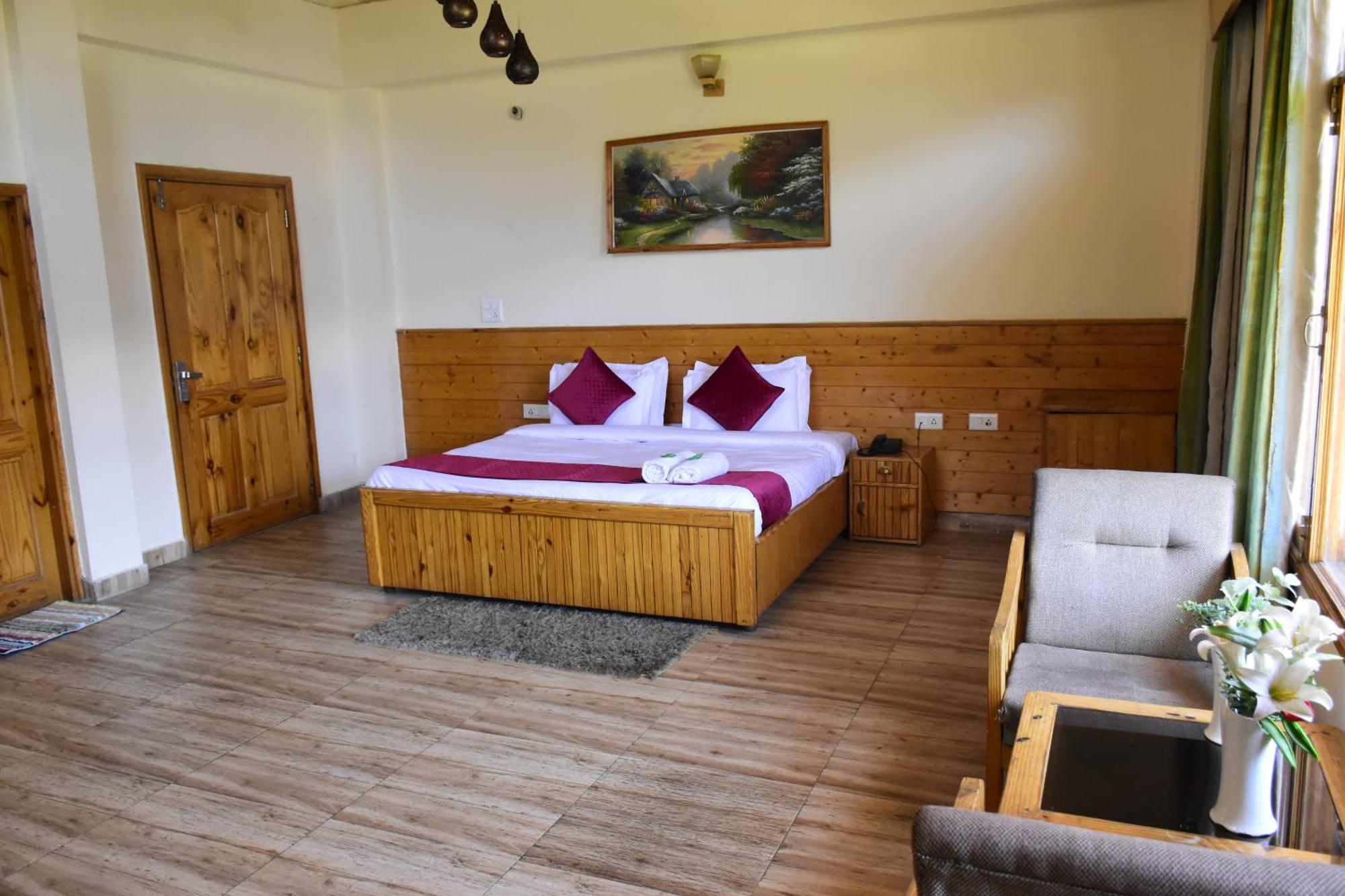 Hotel Jamla Inn Manāli エクステリア 写真